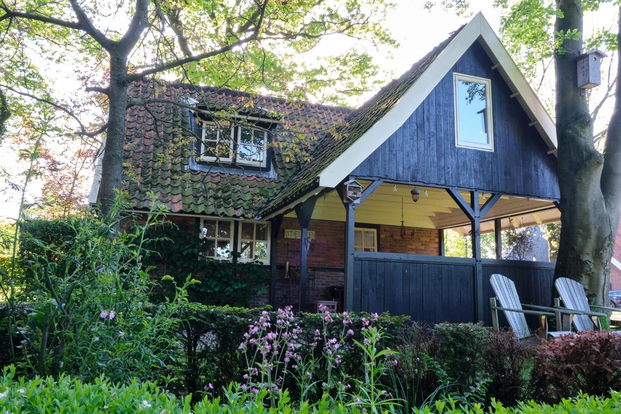 Loosan Lodges Gastenhuis Reutum Exterior photo